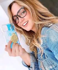 😱🔥Se filtra vídeo de la conductora Andrea Lagarreta dónde muestra todo al  levantar los pies ,aquí les dejo el VIDEO completo y sus palabras al  respecto 👇🏻👇🏻👇🏻👇🏻👇🏻👇🏻👇🏻👇🏻👇🏻👇🏻  https://www.viralymedio.com/share/beauty/Z4smwx