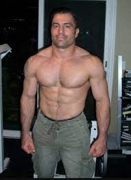 This is an approximate height obtained from different resources. Joe Rogan Has A 72 Inch Reach Page 2 Sherdog Forums Ufc Mma Boxing Discussion