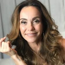 Saiba tudo sobre Flávia Monteiro