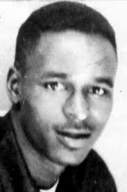 Elliott Jones 1940-2017