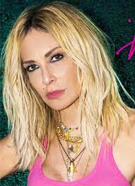 Stream βισση, a playlist by user475203843 from desktop or your mobile device. H Anna Bissh Ypodexetai To Koino Ths Sto Alsos Stis 21 10 Solife