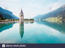 Die traurige wahrheit über das versunkene dorf am reschensee aus der netflix original serie! Curon Venosta Stockfotos Und Bilder Kaufen Alamy