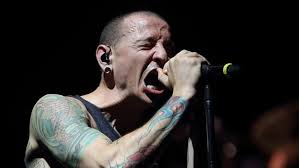 Since the release their debut album hybrid theory in 2000, they've sold more than 50 million albums worldwide, gone platinum, and won two grammy awards. Unzerstorbare Band Warum Linkin Park Die Kakerlake Der Musikwelt Ist Band Der Woche Musik Puls
