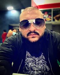 Enter & enjoy it now! MuzicÄ Cu Dani Mocanu