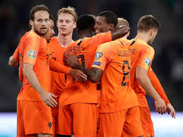 Daarnaast zijn er nog zoveel meer mooie nederlands elftal fanartikelen te vinden in de officiële knvbshop. Moedig Het Nederlands Elftal Aan Tijdens De Nations League