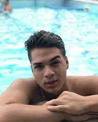 Check spelling or type a new query. Lucas Santos Que Calor E Esse Facebook