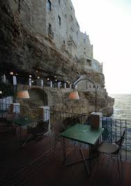 The Seaside Restaurant Set Inside A Cave In Southern Italy Seaside Restaurant Places Beautiful Places