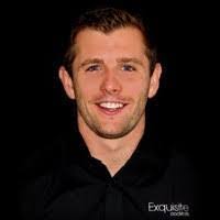 Tonia Roche's Instagram, Twitter & Facebook