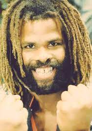 Kirkland laing is a retired british welterweight boxer nicknamed the gifted one. London Boxing History On Twitter The Gifted One Kirkland Laing Sports A New Beard As It Is Announced That He Will Co Headline A 1990 Bill With Dennis Andries At The Royal