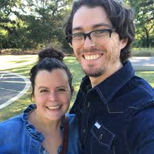 What are the signs of a cold winter?