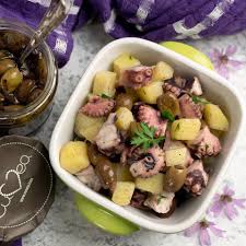 Il baccalà con patate e olive è un secondo piatto gustoso e rustico: Insalata Di Polpo Con Olive Taggiasche Cuvea