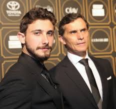 Manuel zurita and 3 other create a free family tree for yourself or for emiliano zurita and we'll search for valuable new. Emiliano Zurita Tenia Mala Relacion Con Su Papa De Nino Walu Tv