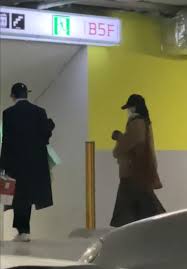 태연·라비 1년째 열애…크리스마스 데이트 즐겨. A1vuj96mv8rlum
