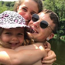 Pictures or info of Crossroads music venue?