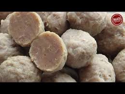 When shopping for fresh produce or meats, be certain to take the time to ensure that the texture, colors, and quality of the food you buy is the best in the batch. Resep Bakso Sapi Super Kenyal Sehat Enak Mantap Youtube Food C Food Indonesian Food