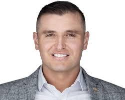 Jose "Chikis" Torres