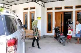 Karena hal ini akan menentukan kita dalam memilih model pintu garasi seperti apa yang cocok bila diletakan di depan rumah, atau ventilasi udara yang pas ditempatkan disamping atau di belakang dan tempat penyimpanan yang pas untuk menaruh onderdil mobil yang tidak. Punya Mobil Toyota Rush Dan Pelihara 11 Ribu Ekor Ayam Potong Tapi Rumahnya Berstiker Keluarga Miskin