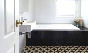 Black and white bathrooms can have their entire look changed just by increasing or decreasing the amount of black you use. 40 Black And White Bathroom Ideas And Designs