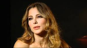 La actriz y modelo, elsa pataky, ha anunciado en su cuenta de instagram que vuelve a la actuación. Fast And Furious 5 Videointerview With Gal Gadot Elsa Pataky Youtube