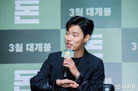 그냥 모든 배우커플 사귀는거 잊어먹음 가끔은 애있고 결혼 한것도 까먹는데 뭘 8. ì—¬ì¹œ í˜œë¦¬ì™€ì˜ ê²°í˜¼ ê³„íš ë¬»ìž ë¥˜ì¤€ì—´ì´ ë³´ì¸ ë°˜ì' ì¸ì‚¬ì´íŠ¸