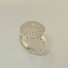Verkauft wird nur das, was beschrieben. Ring Aus 925 Sterling Silber Mit Brillant Handarbeit 129 00