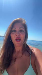 Videos de ☀️ANA MARÍA ☀️ (@anamarialavanderos) con “sonido original