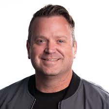 Michael Pippin's Instagram, Twitter & Facebook