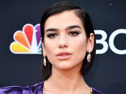 The best outfits from the brit awards red carpet. Dua Lipa Lives In Fear Of Not Being Good Enough Because Of Toxic Twitter Trolls The Independent The Independent