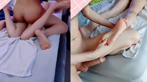 家でマッサージされてアソコから汁が垂れてきて喘ぎ声を出し続けたので、埋め合わせとしてチップとしてオマンコを差し出しました。