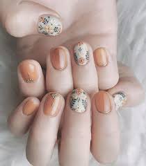 Newstyle matt mit blümchen künstliche fingernägel muster ideen bilder. 20 Nageldesign Ideen Fur Eine Attraktive Nagelgestaltung In Boho Stil Freshouse