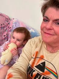 Judith Huntley's Instagram, Twitter & Facebook