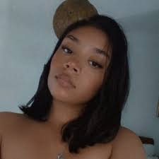 Ana Noboa (@ananoboa_)