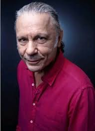 IRON MAIDEN Frontman BRUCE DICKINSON Featured In Two-Hour Interview With  Professional Opera Singer