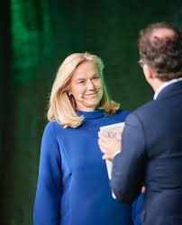 Sigrid agnes maria kaag is a dutch diplomat and politician, serving as acting minister of foreign affairs in the third rutte cabinet since 2. Sigrid Kaag In 2017 Kwam Ik Terug Naar Nederland Ik Zag Overwegend Gelukkige Mensen In Een Vrij En Veilig Land En Geloof Me Ik Heb Anders Gezien In Deze Wereld