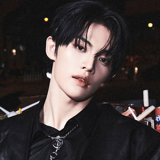 Jeon Minwook (CLOSE YOUR EYES) — Kpop Idol Profile | kpopping