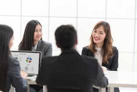 Hindari hal generik seperti saya bertanggung jawab. Bagaimana Sih Cara Mempromosikan Diri Saat Interview Kerja