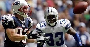 Watch as former minnesota vikings wide receiver randy moss dominates the dallas cowboys on thanksgiving day for 163 yards and 2 touchdowns. Patriots Easily Pass The Test Against The Cowboys The New York Times