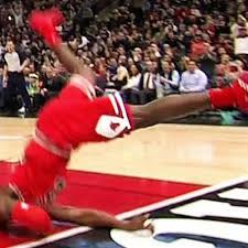 He told us the team's starting point guard and best perimeter defender. Kris Dunn Fell So Hard On His Teeth They Left A Mark In The Hardwood Court Sbnation Com