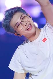 Papa namjoon ayah jin yoongi appa daddy hoseok baba jungkook daddy jimin papa taehyung season 2 bts x wanna one x straykids x nct dream on . Glasses Bangtan And Smile Image 6855162 On Favim Com