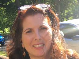 Sharon Spade's Instagram, Twitter & Facebook