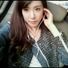 Stephanie Hwang 스테파니 (@CHINGUC)