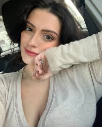 Brooke Lynn Press (@thesoberidiot) • Instagram photos and videos