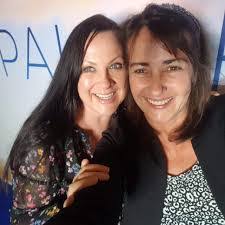 Julie Clift's Instagram, Twitter & Facebook