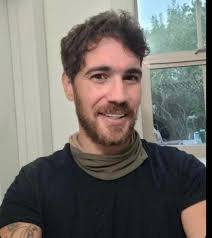 Who else is a victim of this man? Aaron 🚩🚩 RUN