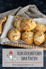 Schnelle Fruhstucksbrotchen Uber Nacht Ohne Kneten Einfache Brotchen Rezept Rezept Brot Selber Backen Rezept Fruhstucksbrotchen Brot Backen Rezept Einfach