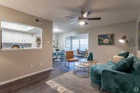 Fresh interior paint and new carpet to be placed. Furnished Apartments For Rent In Fort Worth Tx Forrent Com