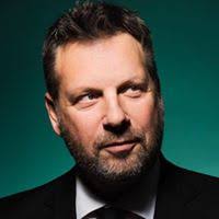 A list of who Juan David Manotas is following