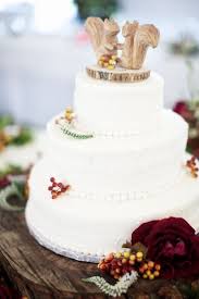 Squirrel Cake Toppers Love Them Not Sure Why I Love Squirrels So Much But I Do And These Are Wedding Cake Toppers Cool Wedding Cakes Squirrel Cake Toppers
