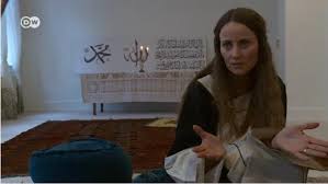 الدنمارك ، النرويج ، أستراليا ، الولايات المتحدة. Ø´ÙŠØ±ÙŠÙ† Ø®Ø§Ù†ÙƒØ§Ù† Ø£ÙˆÙ„ Ø¥Ù…Ø§Ù…Ø© ÙÙŠ Ø§Ù„Ø¯Ù†Ù…Ø§Ø±Ùƒ Ø¥Ù…Ø§Ù…Ø© Ù…Ø³Ø¬Ø¯ ØºÙŠØ± Ù…Ø­Ø¬Ø¨Ø© Ù…Ø³Ø¬Ø¯ Ø®Ø§Øµ Ø¨Ø§Ù„Ù†Ø³Ø§Ø¡ ÙÙŠ ÙƒÙˆØ¨Ù†Ù‡Ø§ØºÙ†