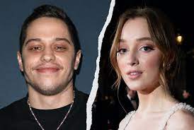 Lui, ex fidanzato di ariana grande e membro del cast del saturday night live, e l'attrice 26 enne avrebbero intrapreso una storia d'amore già da qualche mese. Are Pete Davidson Phoebe Dynevor Dating